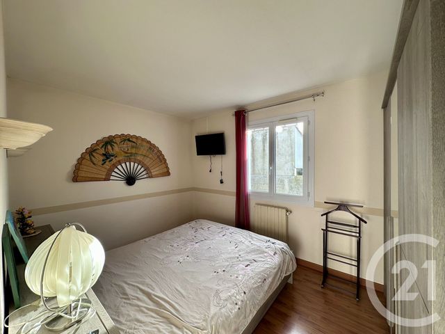 maison à vendre - 4 pièces - 80.49 m2 - GIVRAND - 85 - PAYS-DE-LOIRE - Century 21 Bleu Marine